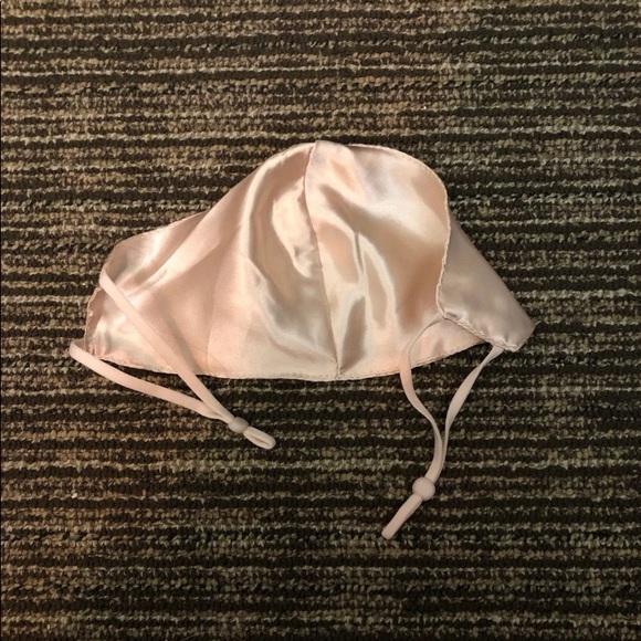 Face Mask Set - Picture 4 of 4